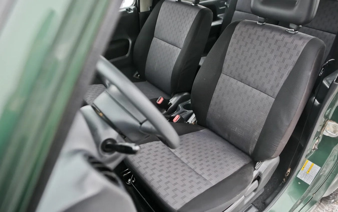 Suzuki Jimny cena 24500 przebieg: 228000, rok produkcji 2010 z Krapkowice małe 742